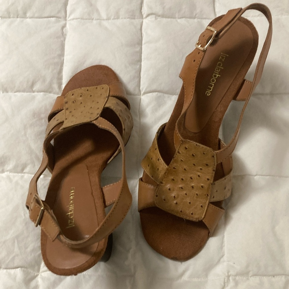 Liz Claiborne Tan Sandals